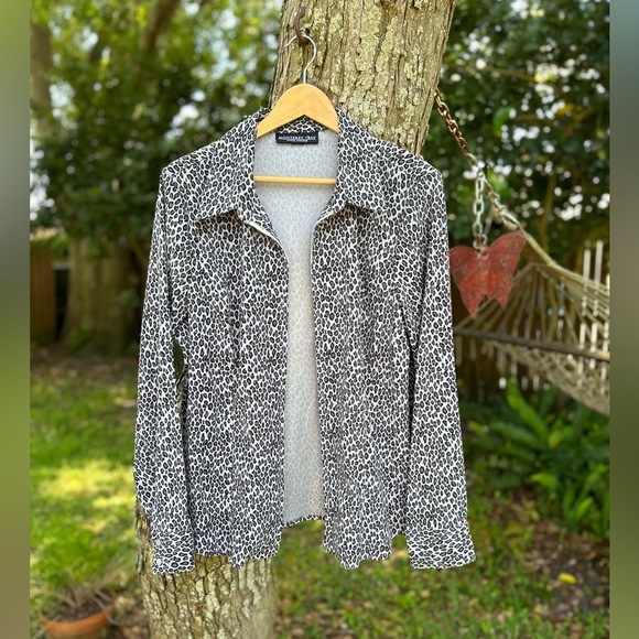 Monterey Bay lightweight jacket - Picture 1 of 10